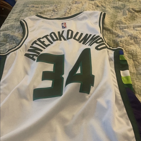 Giannis city edition jersey